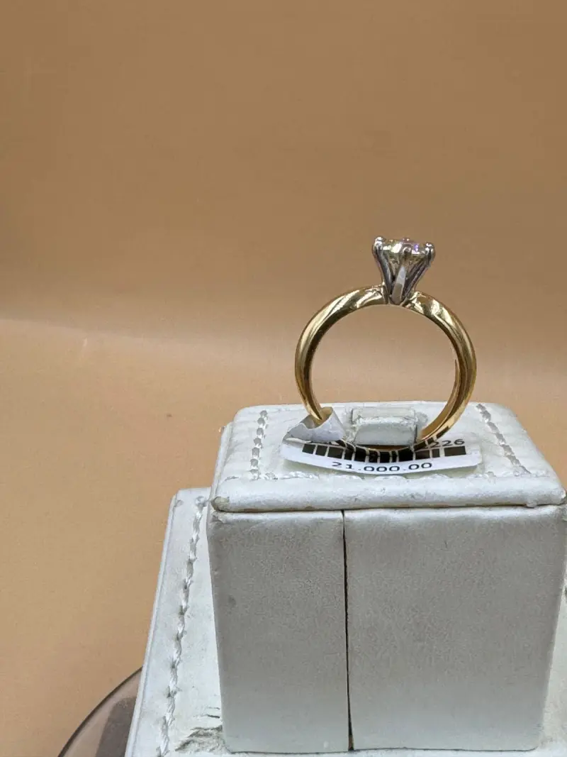 خاتم سلتير حجر كبير