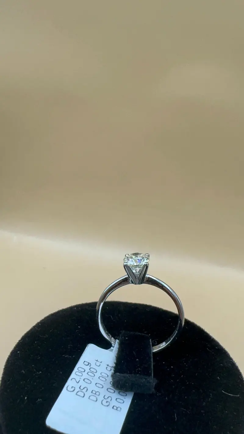 خاتم سلتير حجر كبير