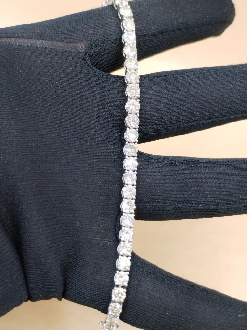 سواره سلتيرات الماس حجم كبير