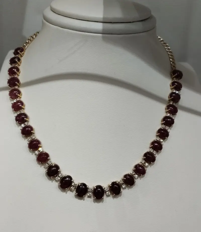 عقد الماس سلتير مع حجر الياقوت الطبيعي