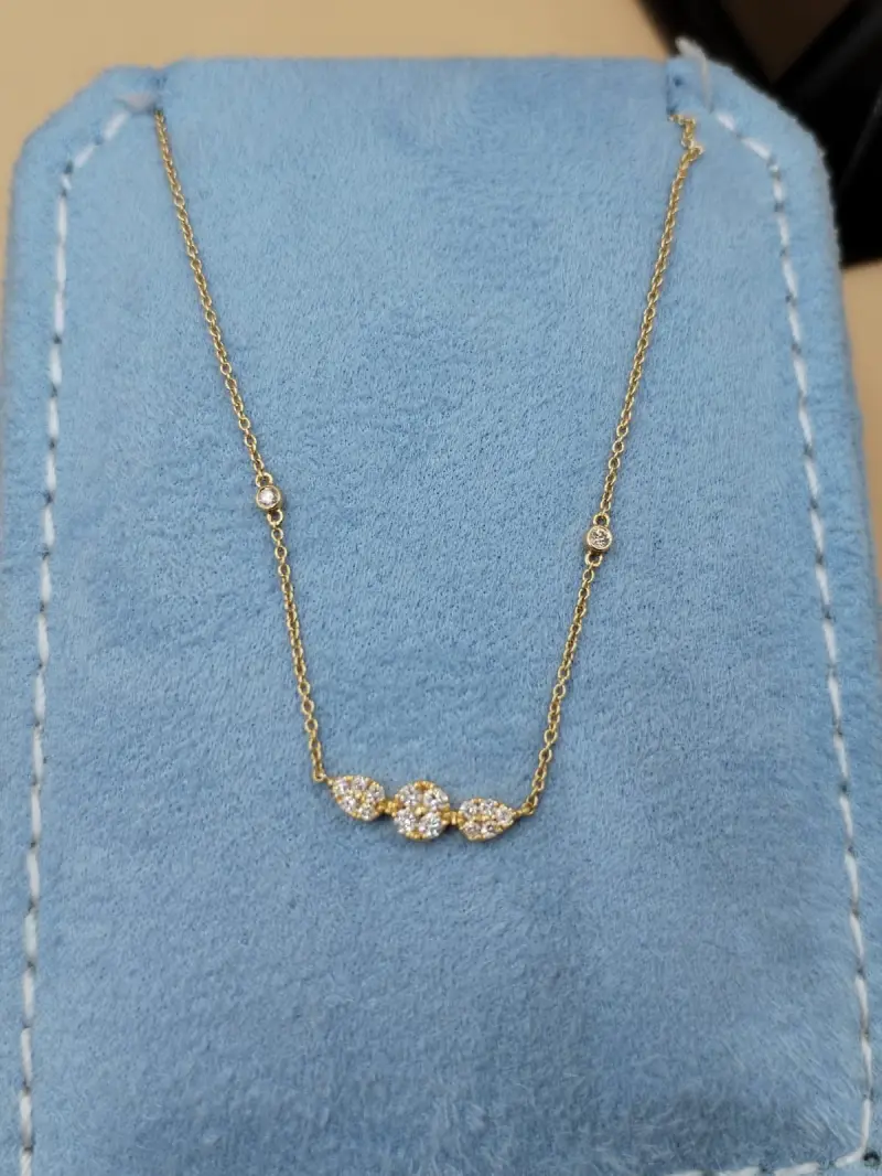 تعليقه الماس