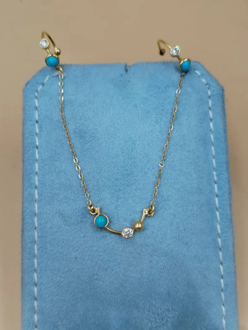 حلق وتعليقه الماس مع حجر الفيروز سلتير