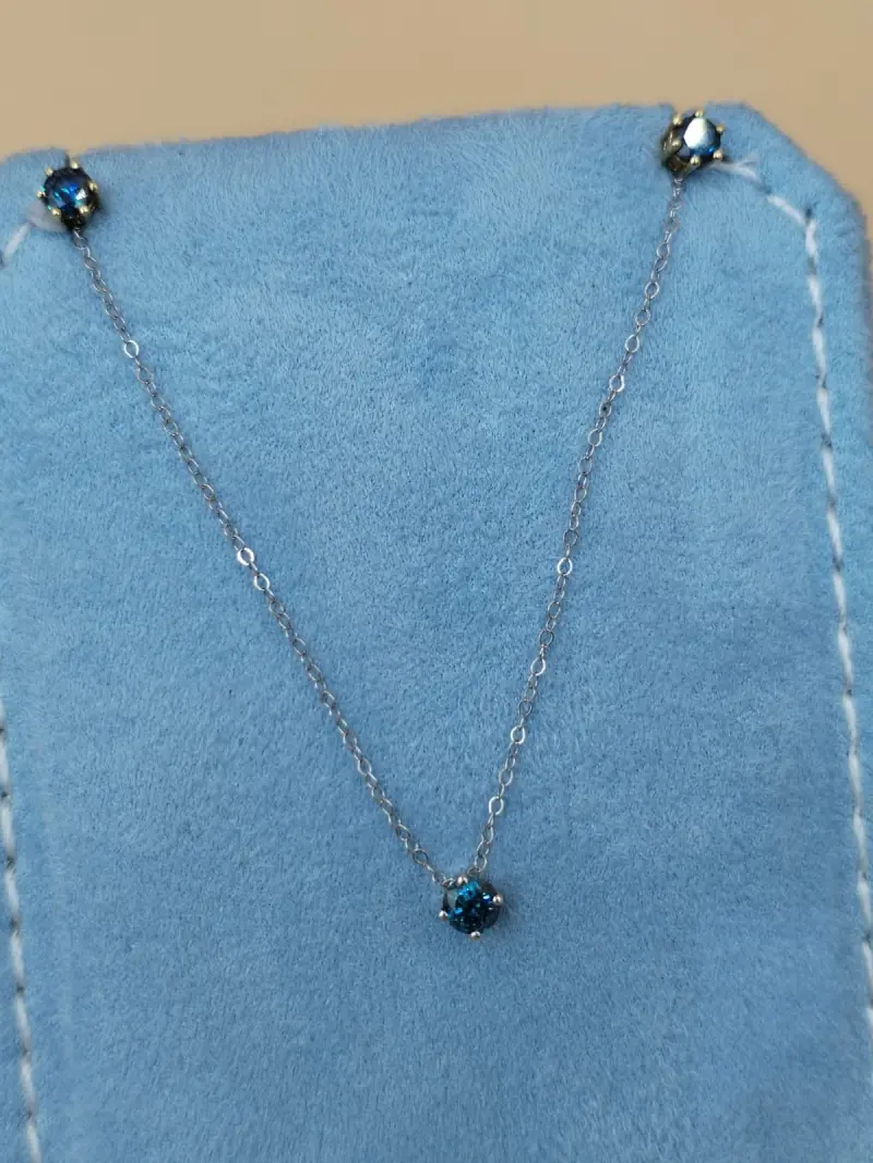 حلق وتعليقه الماس سلتير بلو دايموند