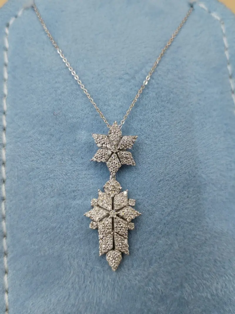 تعليقه الماس