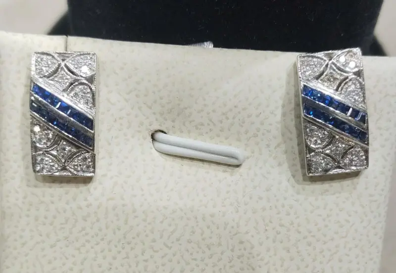 حلق الماس مع حجر الزفير فنتج