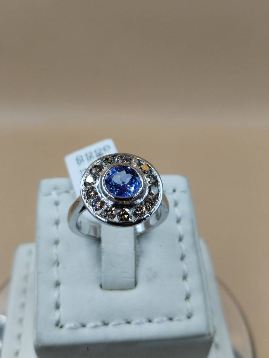 خاتم الماس هاف وايت مع حجر التنزنايت